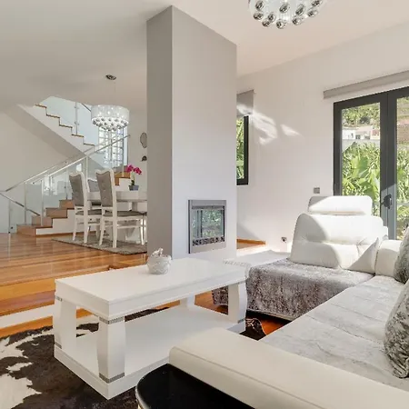 בית נופש Ferienhaus Fuer 6 Personen Ca 248 Qm In Cmara De Lobos, Madeira Suedkueste Von Madeira Câmara de Lobos