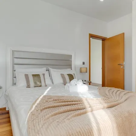 Ferienhaus Fuer 6 Personen Ca 248 Qm In Cmara De Lobos, Madeira Suedkueste Von Madeira בית נופש *