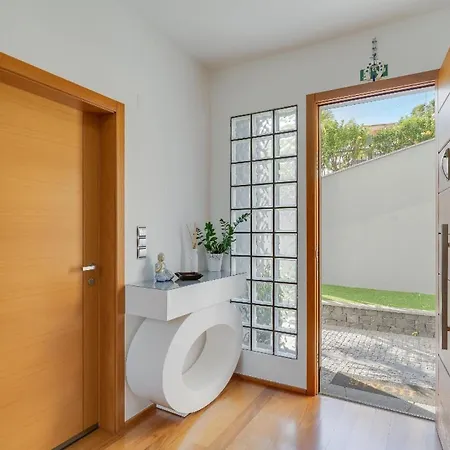 בית נופש Ferienhaus Fuer 6 Personen Ca 248 Qm In Cmara De Lobos, Madeira Suedkueste Von Madeira *