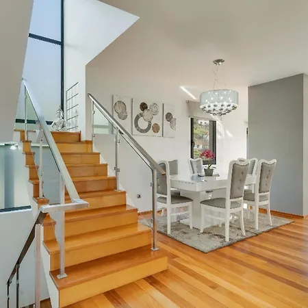 Ferienhaus Fuer 6 Personen Ca 248 Qm In Cmara De Lobos, Madeira Suedkueste Von Madeira בית נופש *