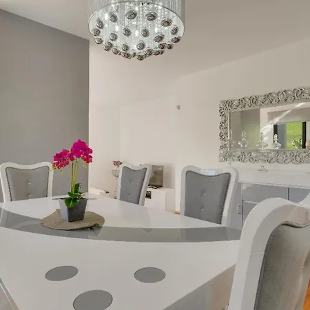 בית נופש Ferienhaus Fuer 6 Personen Ca 248 Qm In Cmara De Lobos, Madeira Suedkueste Von Madeira Câmara de Lobos