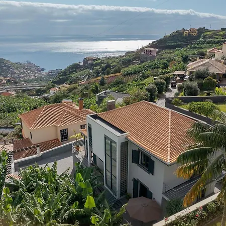 Ferienhaus Fuer 6 Personen Ca 248 Qm In Cmara De Lobos, Madeira Suedkueste Von Madeira * Câmara de Lobos